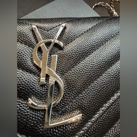 Yves Saint Laurent Cassandre envelope flap wallet on chain - Picture 7 of 15